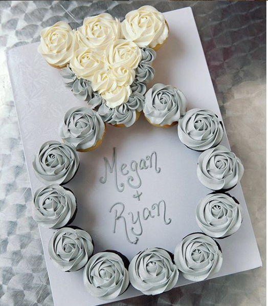 bridal shower cupcake ring