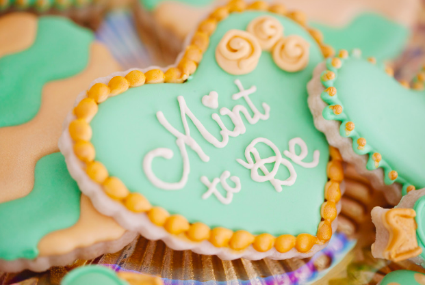 Mint to be bridal shower cookies