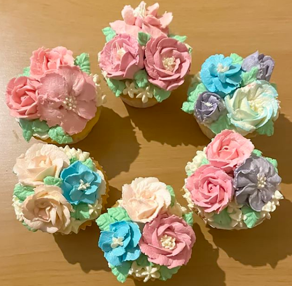 bridal shower cupcakes 14