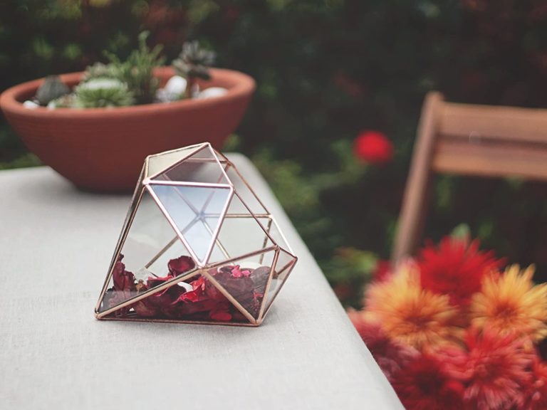 Geometric Centerpiece Ideas and Ways to DIY Bridal Shower 101