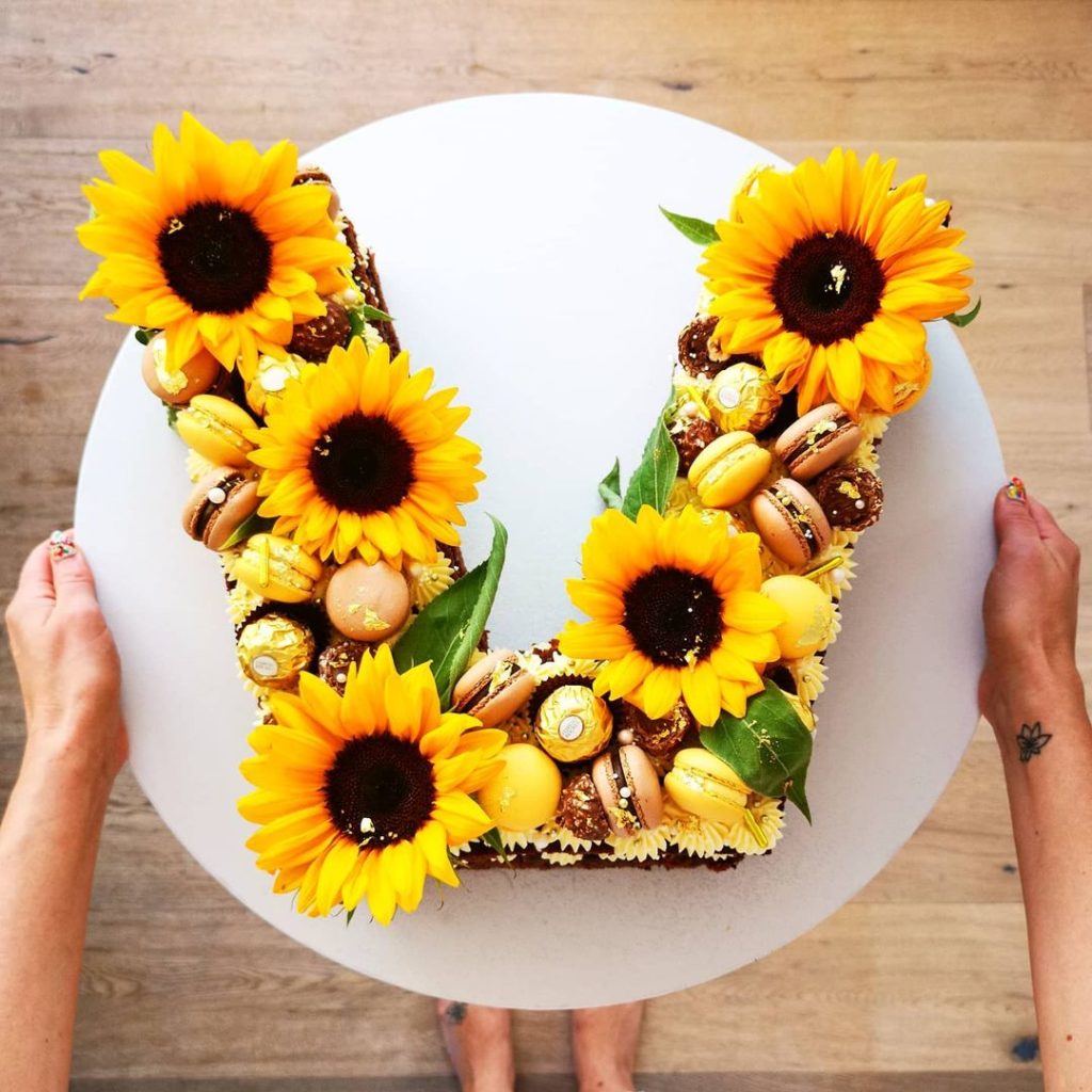 sunflower cake ideas