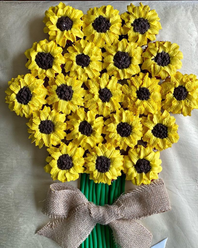 sunflower cupcake cake