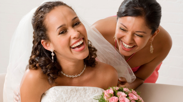 Maid of Honor’s Role, Duties and Checklist (Infographic)