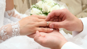 do you wear engagement ring on wedding day