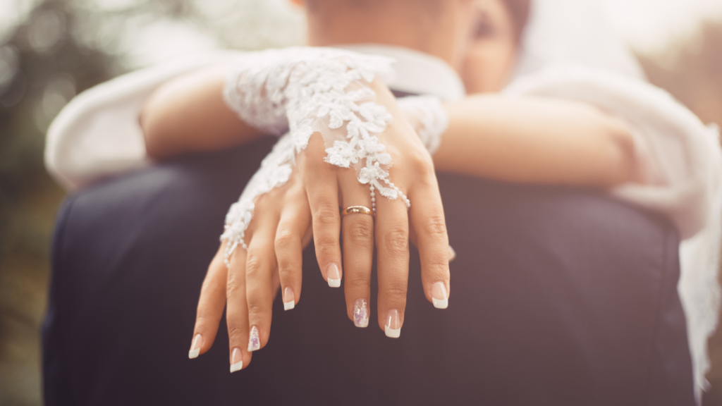 do you wear engagement ring on wedding day Bridal Shower 101