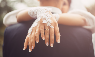 do you wear engagement ring on wedding day