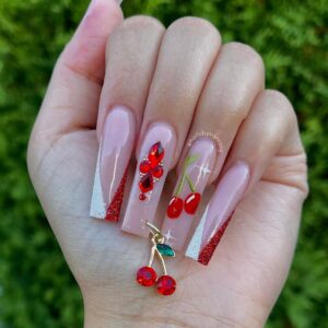 baddie nails red