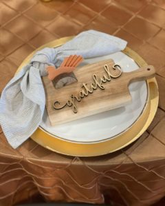 Friendsgiving Table Decor