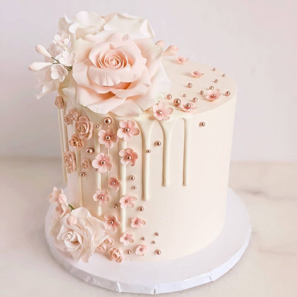 rose gold wedding cake