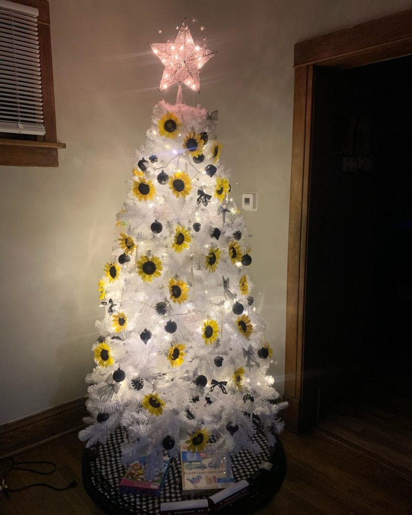 white sunflower christmas tree