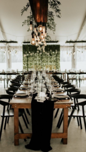 black and white wedding table