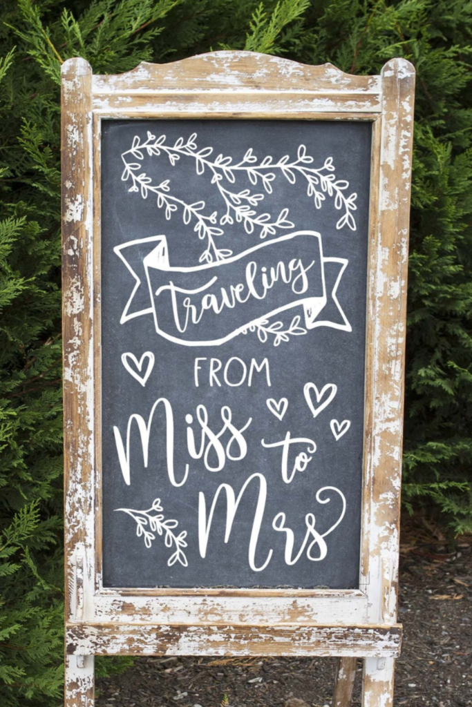 last-minute easy bridal shower decorations chalkboard